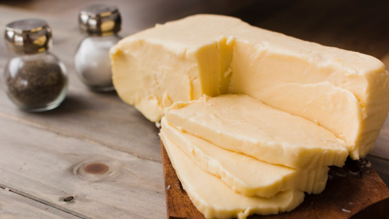 Названы марки масла без подделки и бактерий Про...