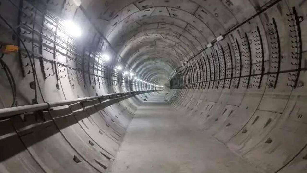 О завершении работ по укреплению тоннеля расска...