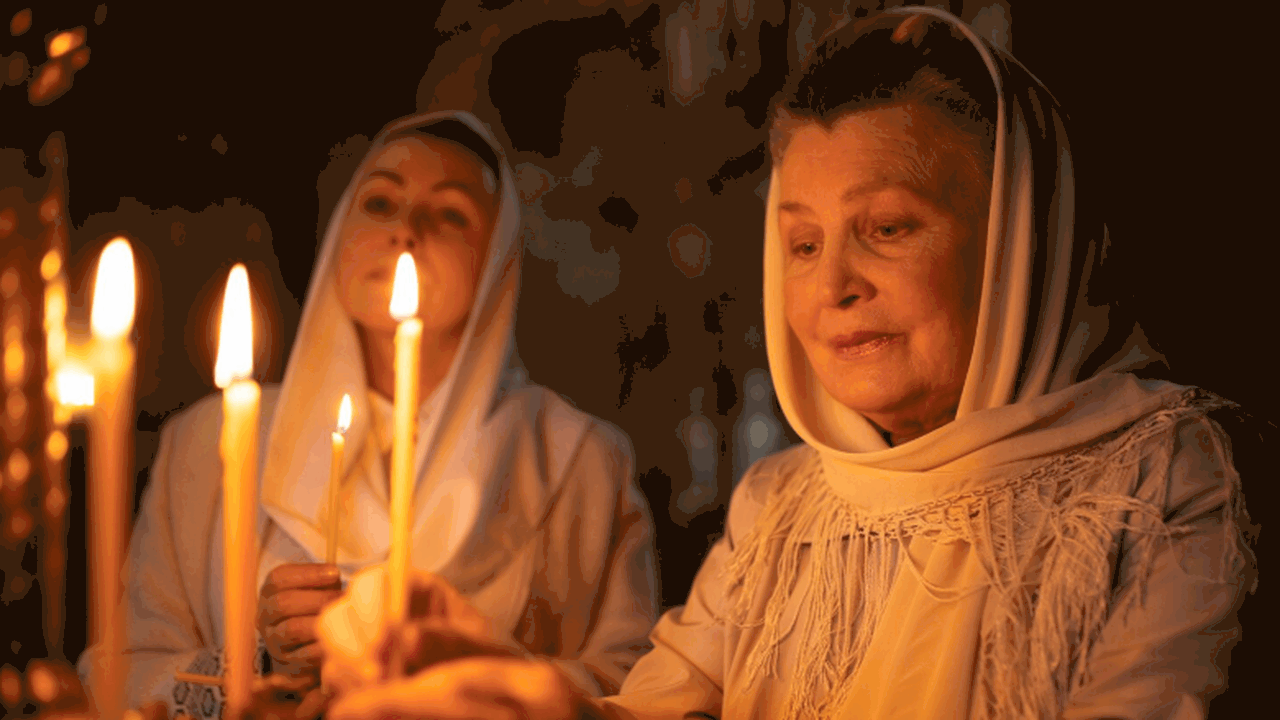 По данным «Вестей», пожилые женщины помогли сох...