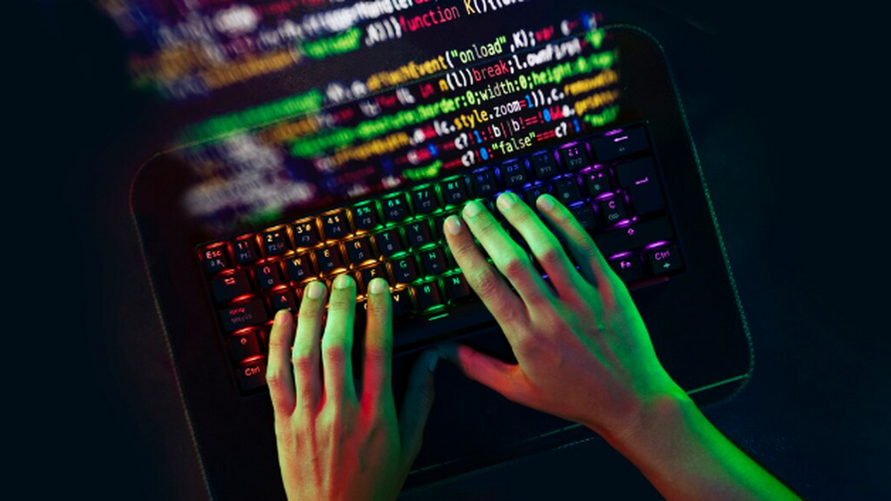 Новый отчёт Google GTIG показывает, что Intelle...