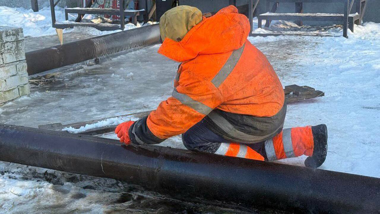 РКС-Самара сообщили детали аварийных работ в Куйбышевском районе Основные работы ведутся на Калининградской и Пу...