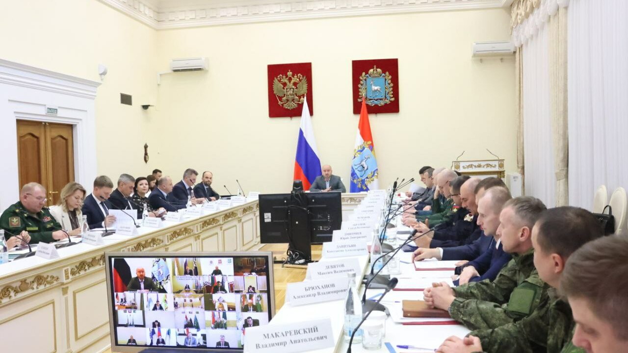 В Самаре прошло заседание оперативного штаба под председательством Вячеслава Федорищева Вячеслав Федорищев провел заседание оперативног...