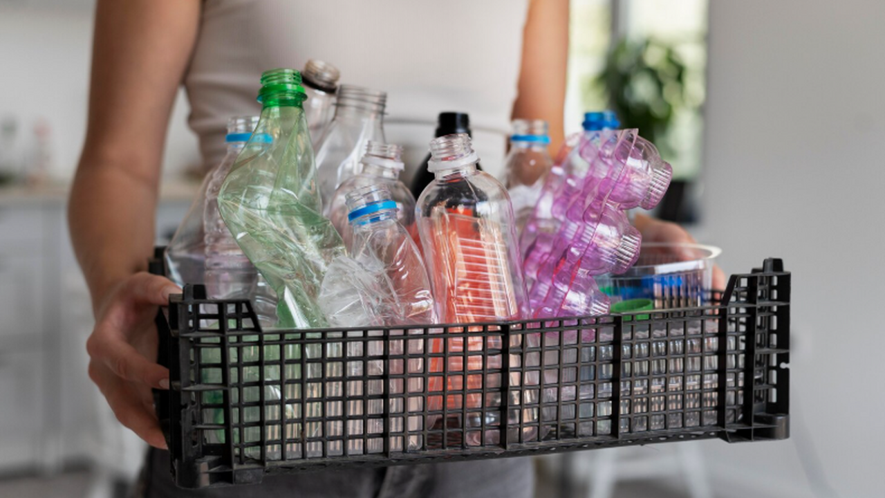 MSU: Вездесущий микропластик выявили в необычном месте Исследование MSU показало, что нитриловые и лат...