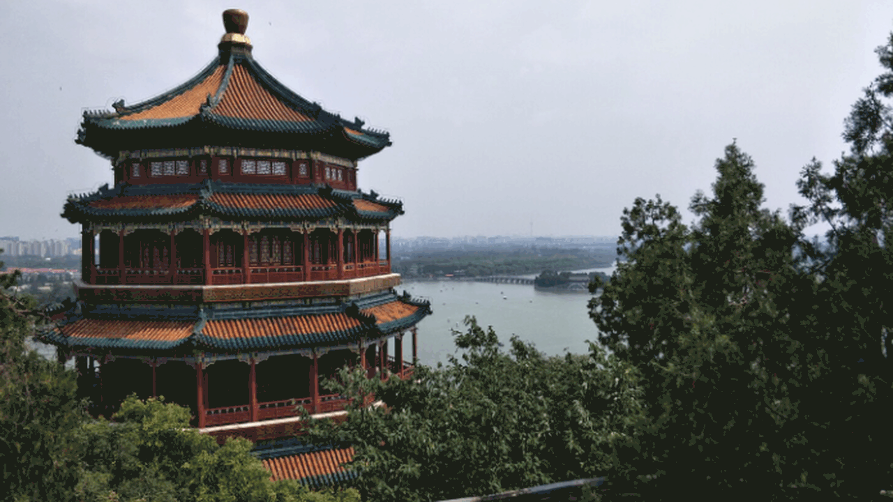 Туристы из Приморья не смогли выехать из Суйфэн...