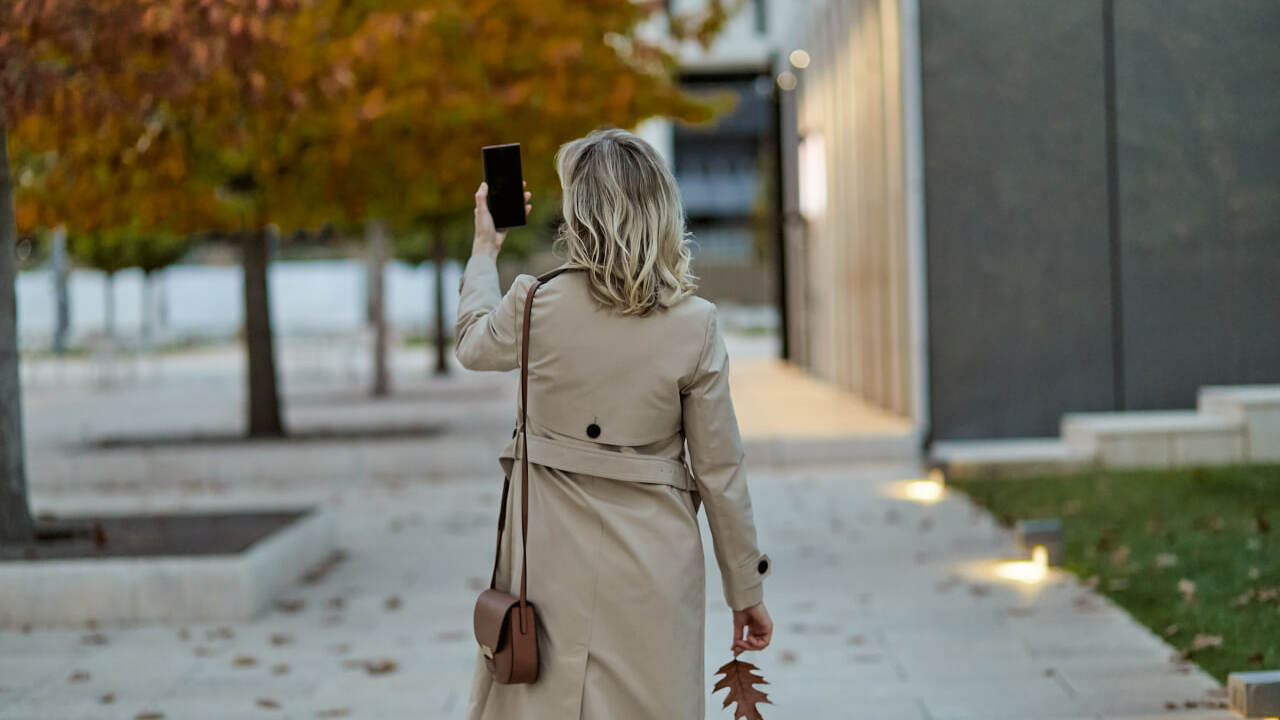 Россияне оценили смартфоны цвета тыквы Новая модель смартфонов Apple — iPhone 17 — ока...