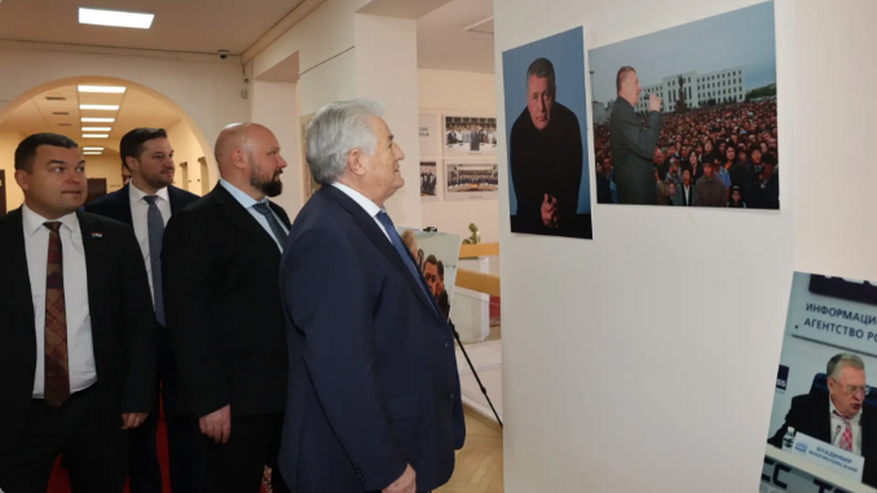 Конференцию о парламентаризме провели в Самаре к юбилею Жириновского В ходе мероприятия рассматривались вопросы разв...