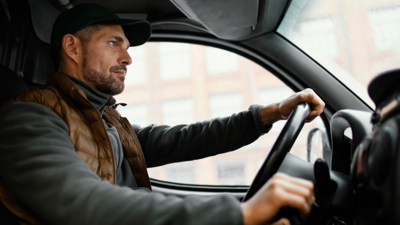 В России обсуждают возможность лишения прав после визита в поликлинику С 2027 года в России могут начать приостанавлив...