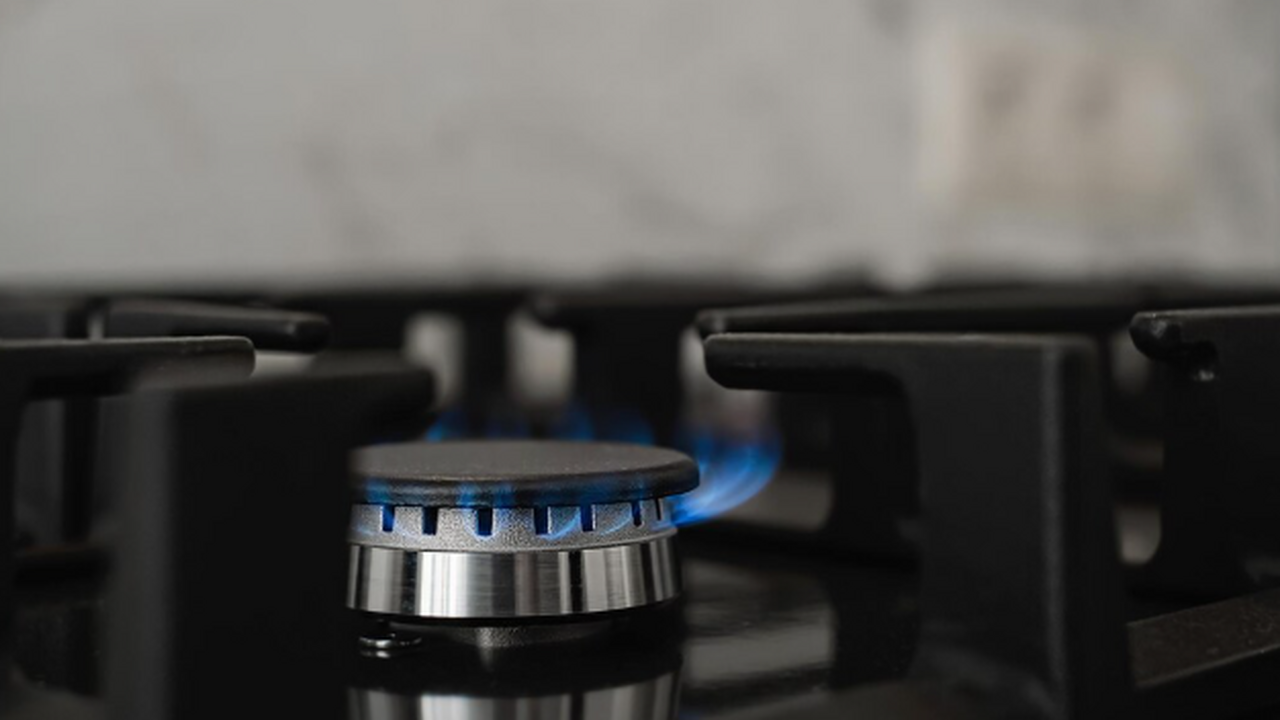 Оплатить квитанции и «глазом проверить» плиту м...