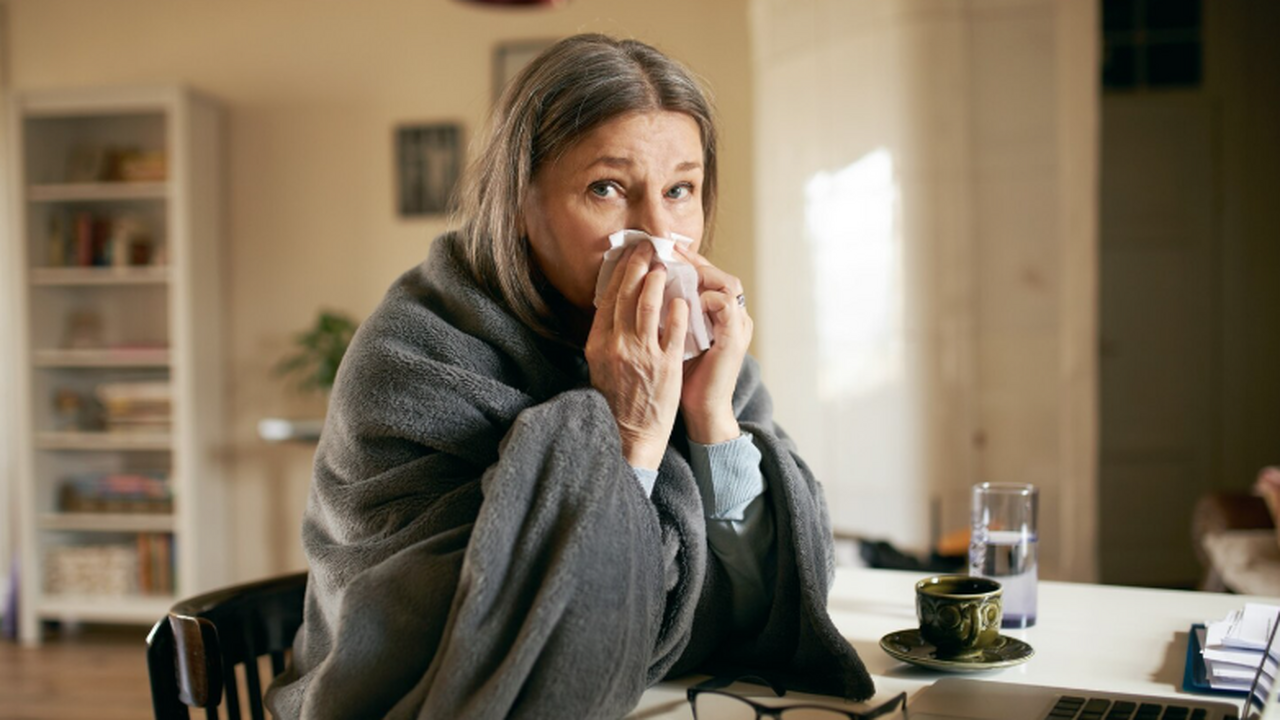 Обновлённые правила больничного в России разреш...