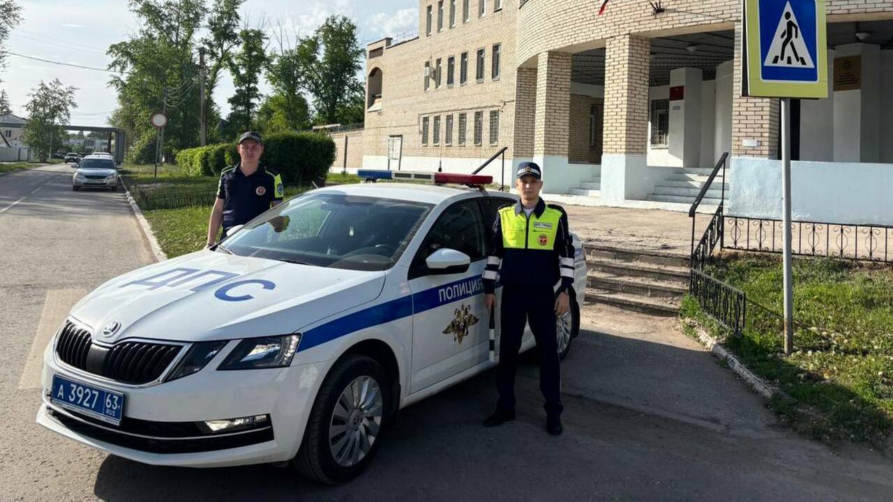 Семья водителя поблагодарила сотрудников полици...