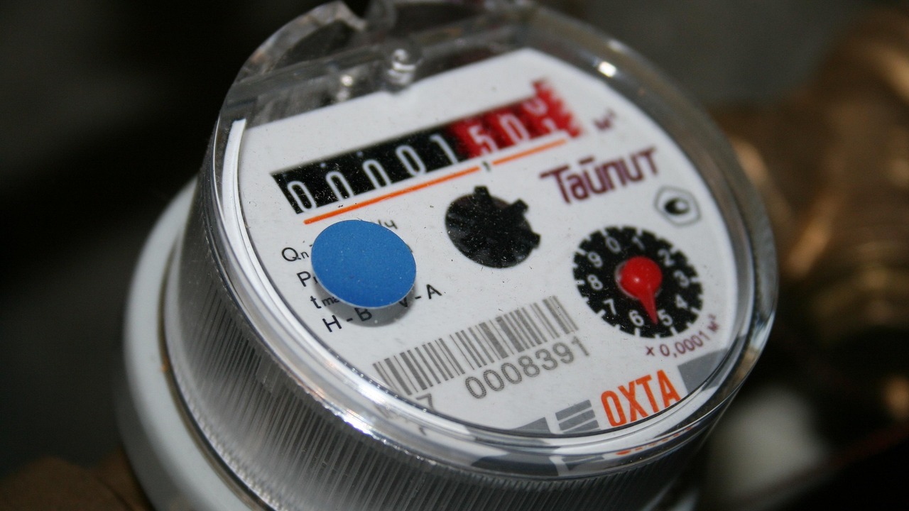 В апреле меняются правила расчета оплаты воды по счетчикам в регионах Разъяснения подготовили Минстрой России и регио...