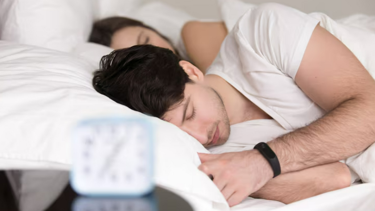 Онколог Расул Ахмаев рассказал Ленте.ру о призн...