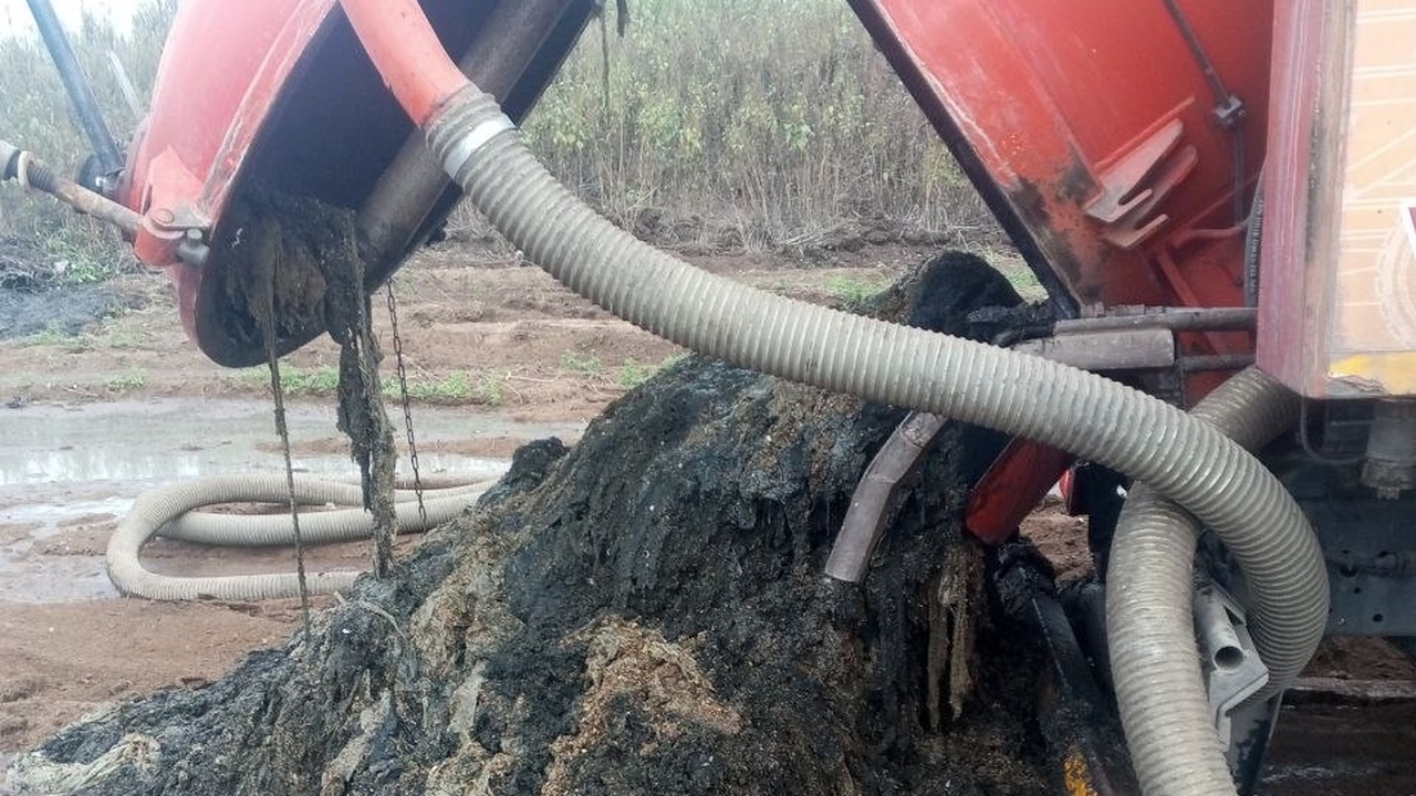 Специалисты «РКС-Самара» три месяца очищали КНС от посторонних предметов Со станции вывезли 73 грузовика мусора