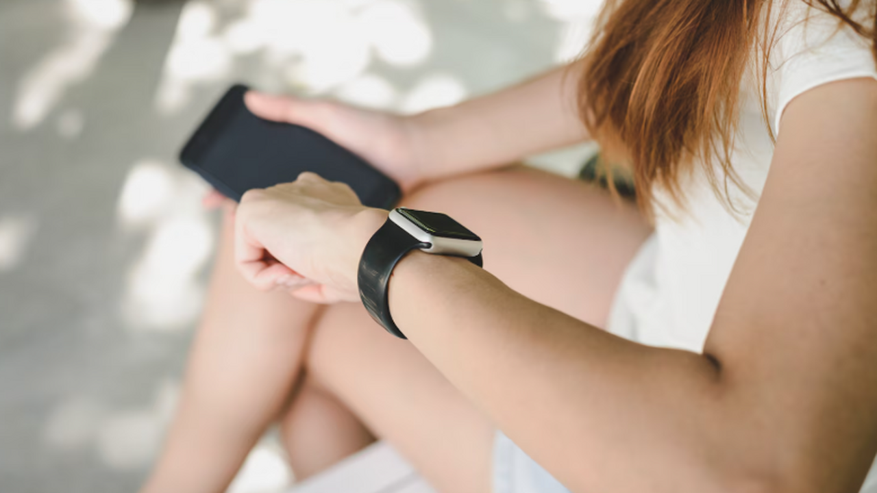 Huawei, Samsung и Apple Watch помогают туристам...