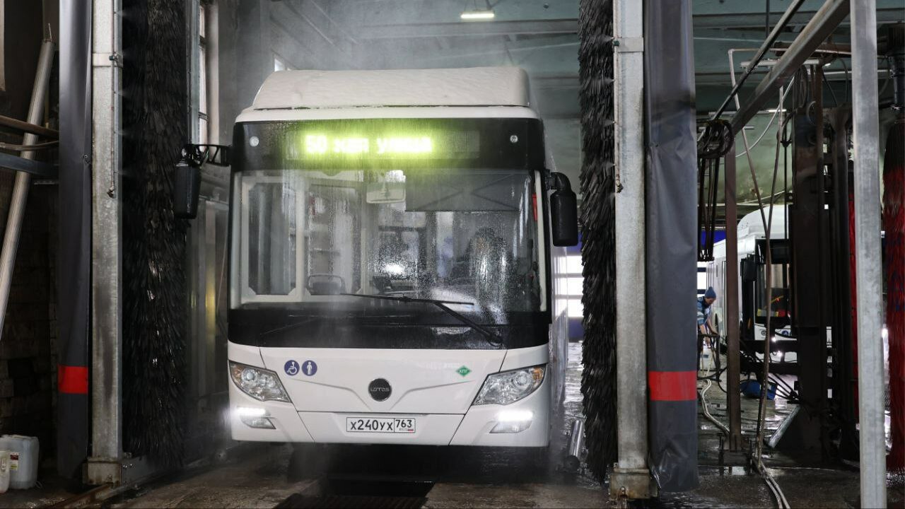 Глава города Иван Носков поделился номером теле...