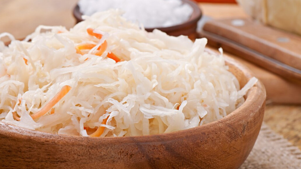 Почему моя квашеная капуста стала идеально вкусной, сочной и хрустящей: 5 хитростей Я собрала воедино простые, но критически важные...