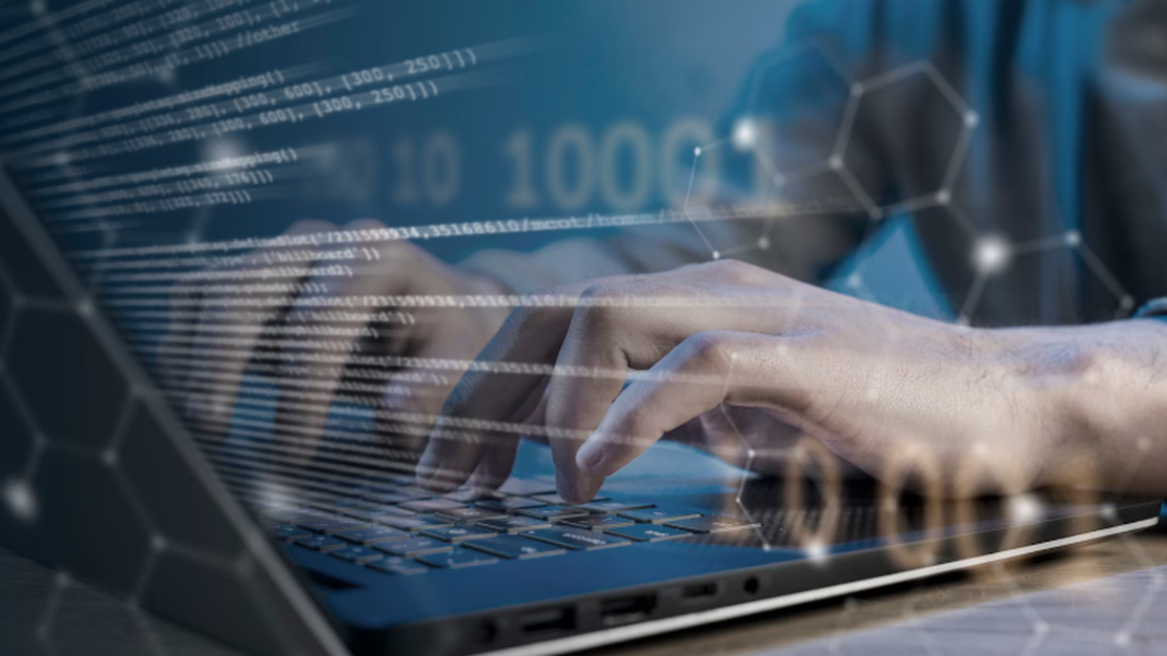 Центр безопасности МАХ вместе с МВД раскрыл пре...