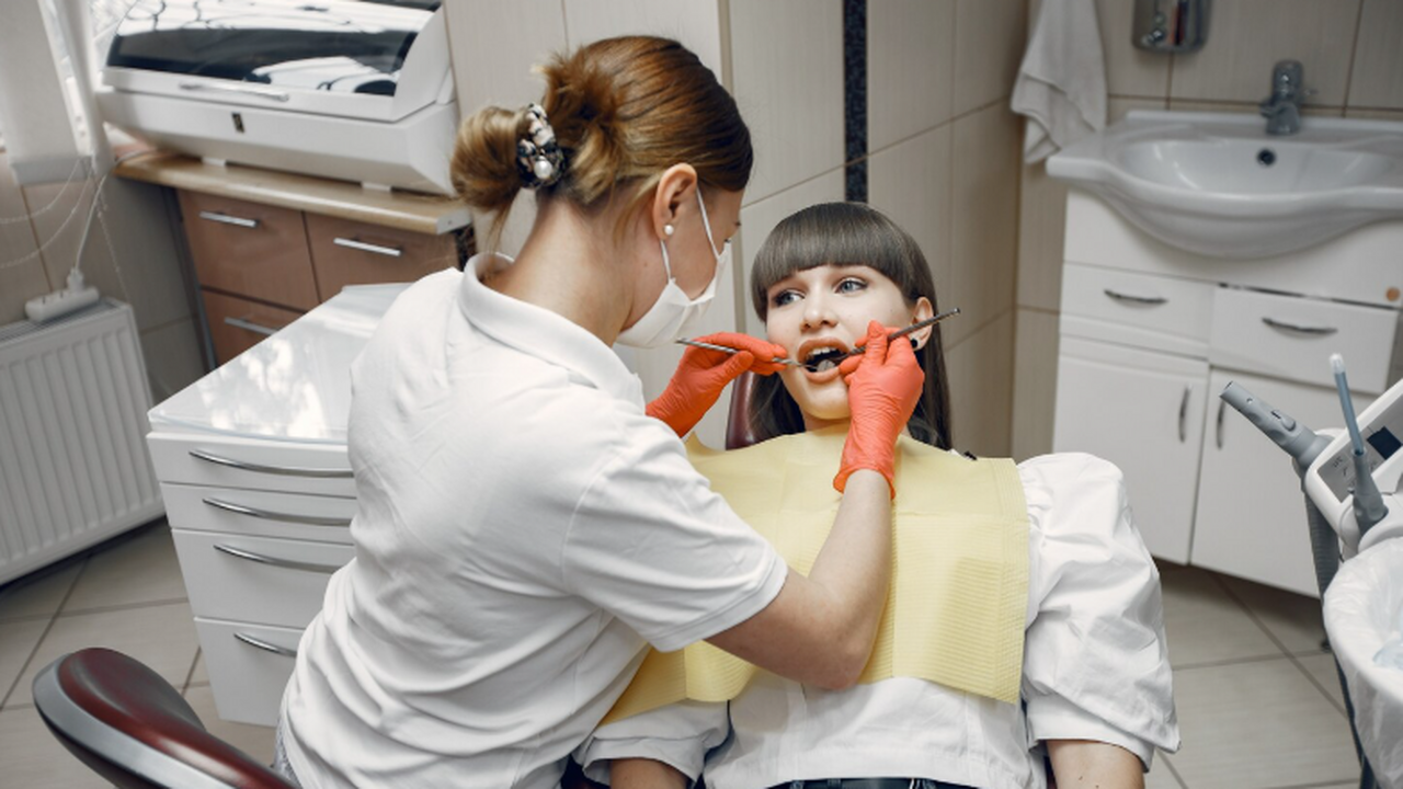 Обнаружена связь между кариесом и риском болезни Паркинсона Южнокорейские учёные выявили, что Streptococcus...