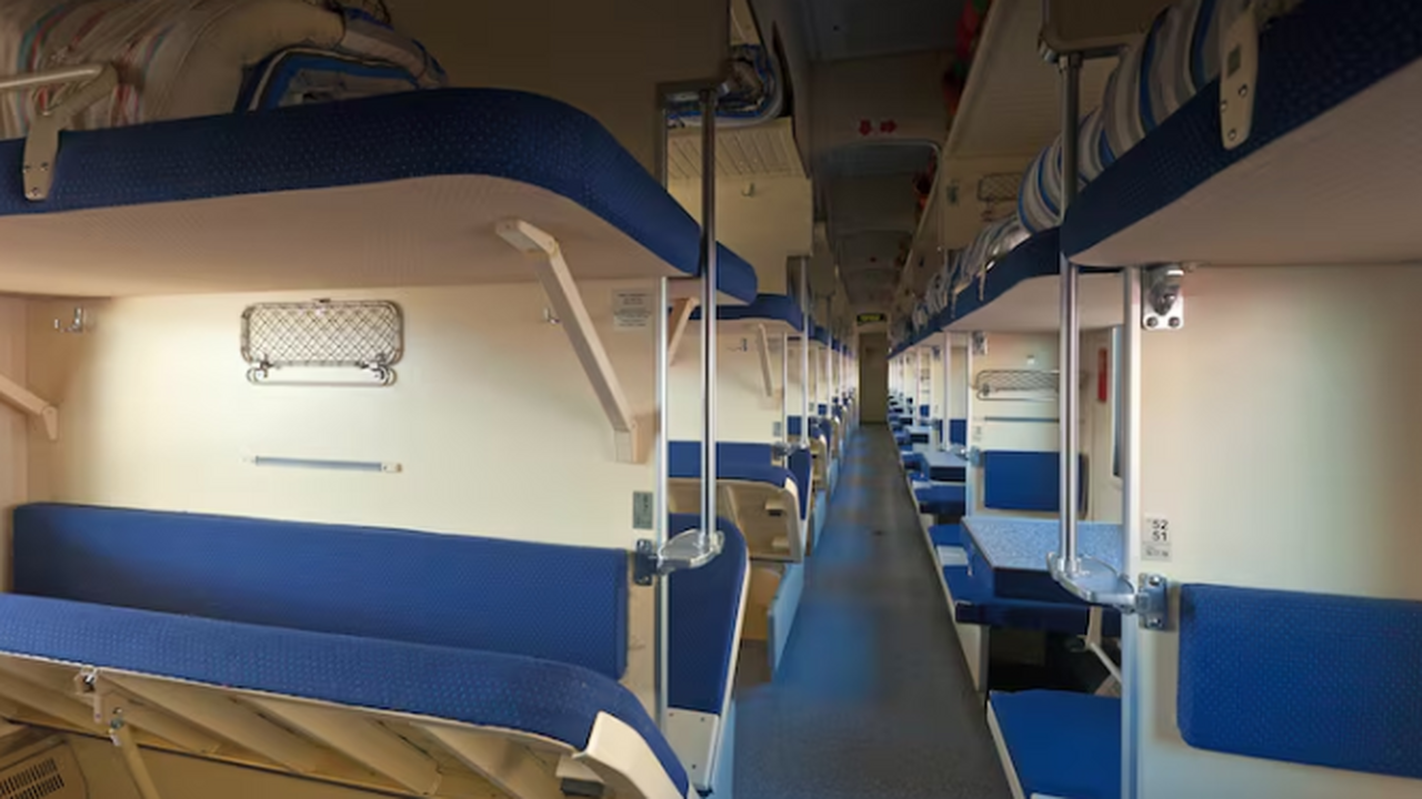 Владимирцам объяснили, как успеть купить дешевые билеты на поезд в 2026 году Жителям Владимира сообщили о способах купить же...