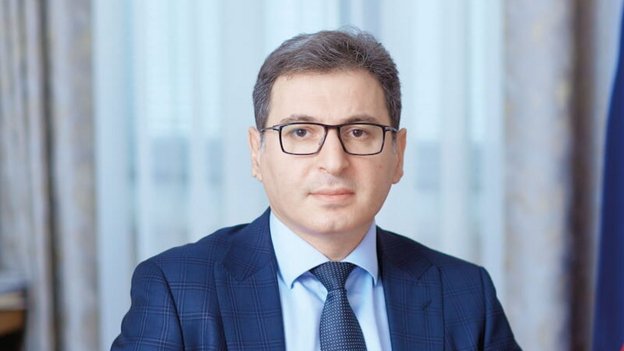 Он является фигурантом уголовного дела о злоупо...