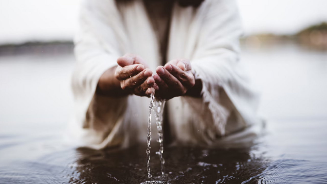 Священник Максим Портнов развеял миф о вечной с...