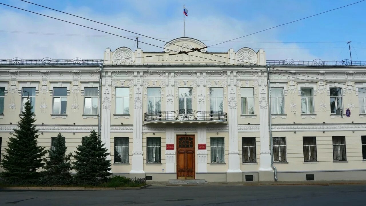 Самарский облсуд смягчил приговор бывшему главе аптечной сети Ранее Центральный районный суд Тольятти признал...