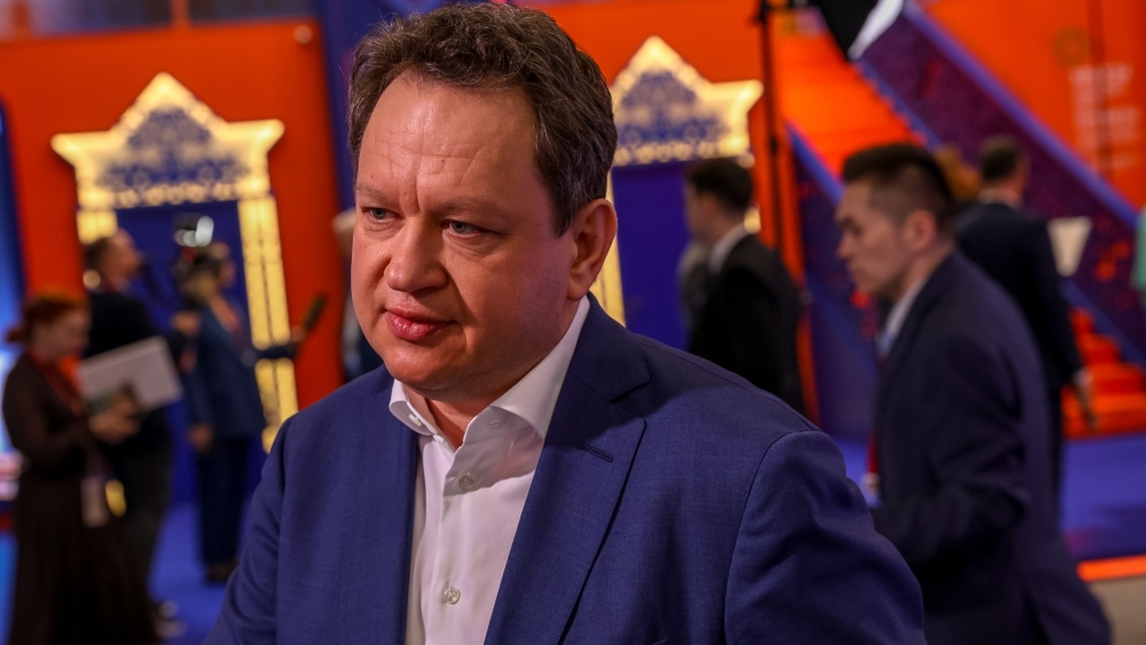 Прогнозная ставка на конец года повышена с 12% ...