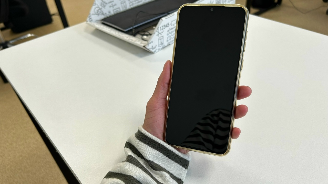 Россиянам объяснили риски хранения паспортных данных в смартфоне Полученная информация может использоваться злоу...