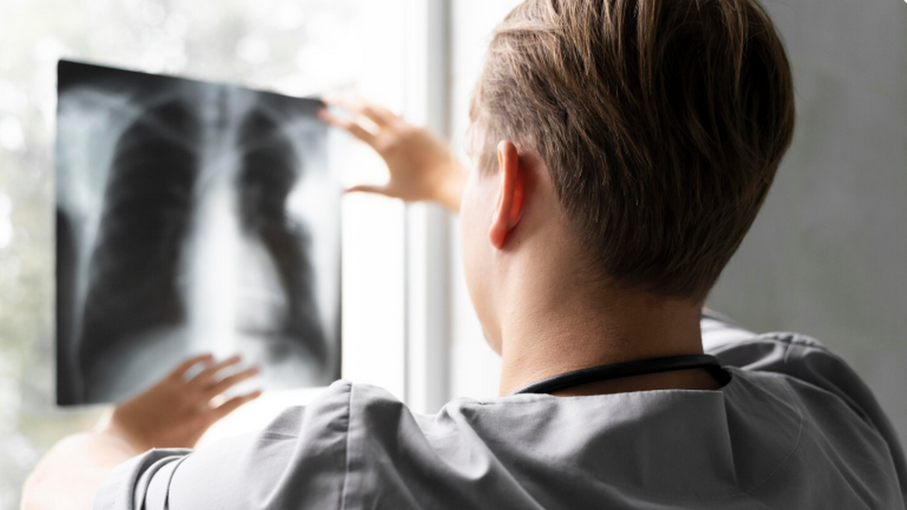 Med: мужчина двое суток провел без легких на аппарате ЭКМО и пошел на поправку Чикагские медики применили новый ЭКМО для пацие...