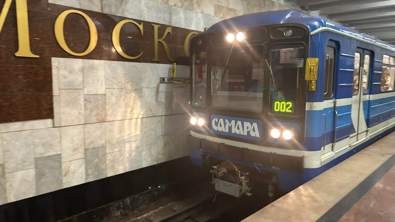 Строительство станции метро «Театральная» в Сам...