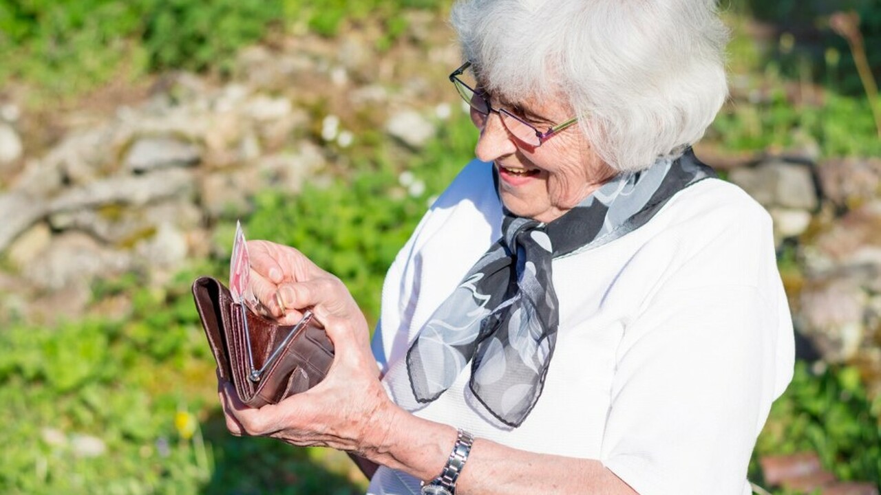 Ежегодно, начиная с 1 декабря, осуществляется и...