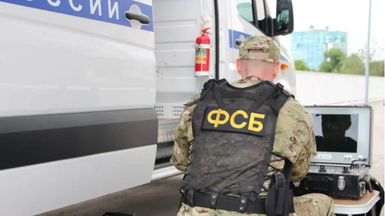 Самарский футбольный фанат попал в список экстремистов Росфинмониторинга До этого в список включили еще двух жителей рег...