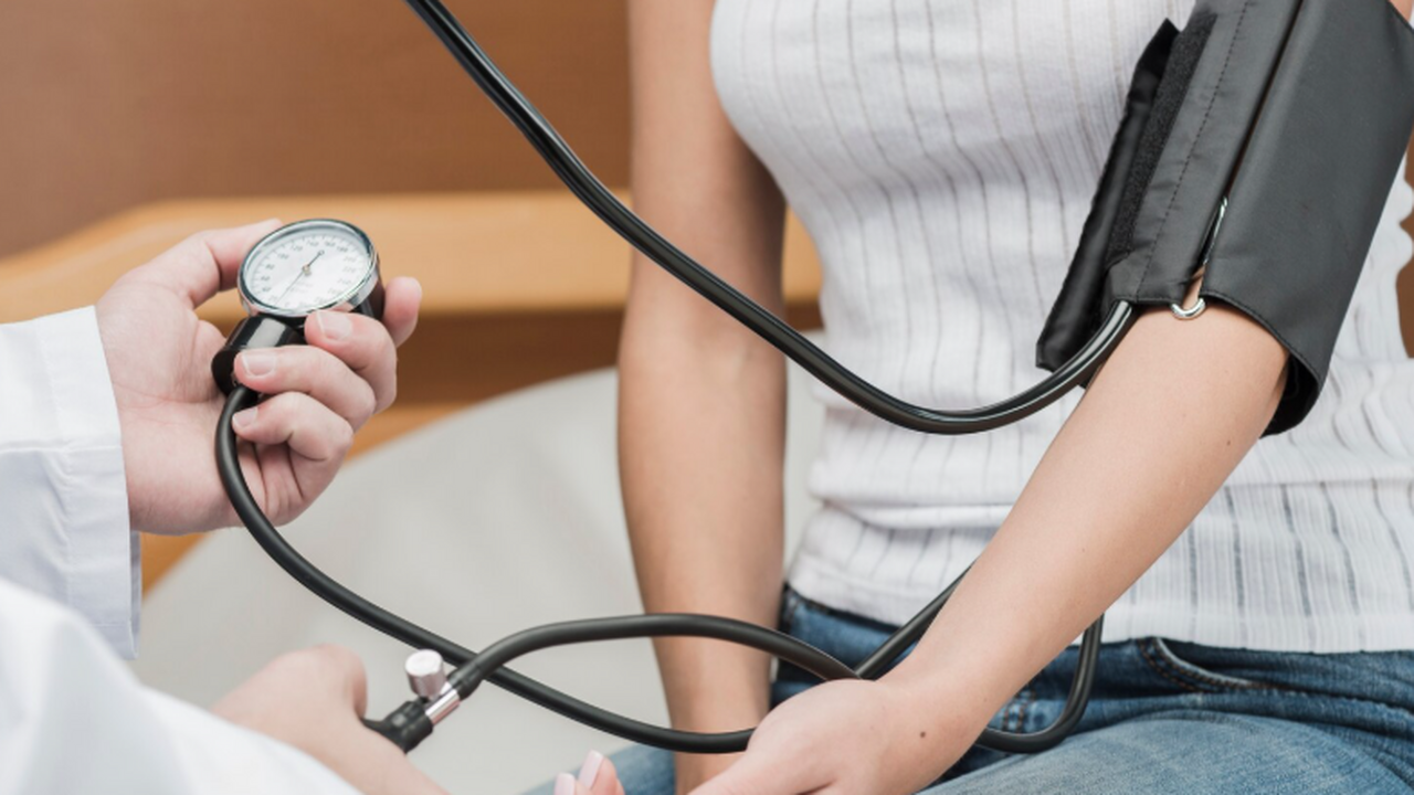 Кардиолог Евгений Кокин назвал пять ошибок, из-...