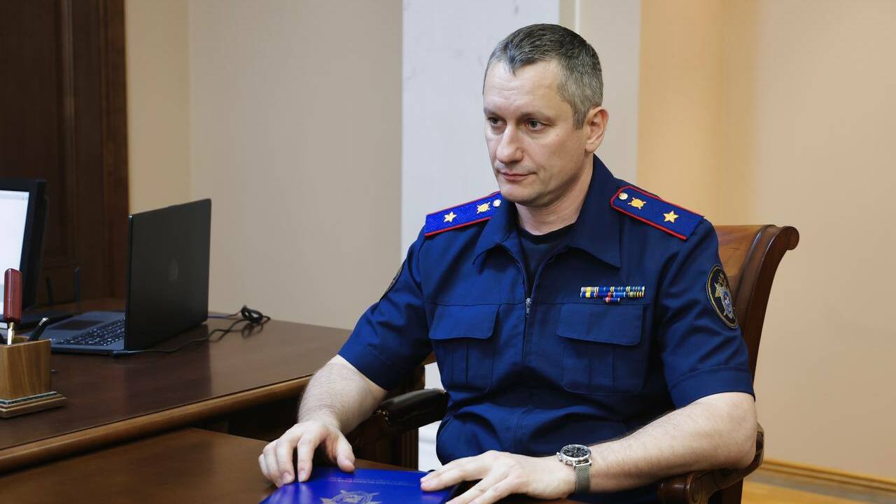 Глава региона Вячеслав Федорищев и Александр Перепелицын обсудили вопросы транспортной безопасности в регионе В Самаре состоялась встреча губернатора Самарск...
