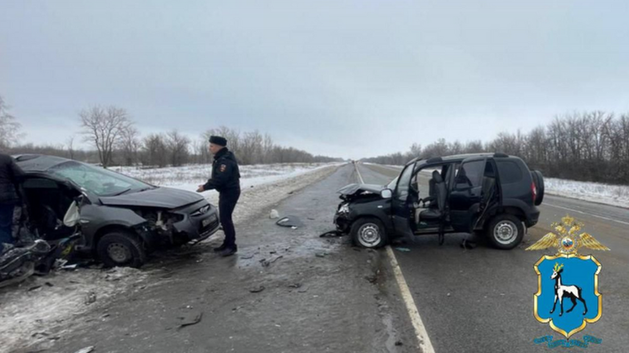 В Самарской области 13 января в тройном ДТП на ...