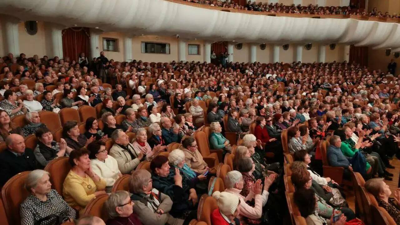 Губернатор Самарской области Вячеслав Федорищев...