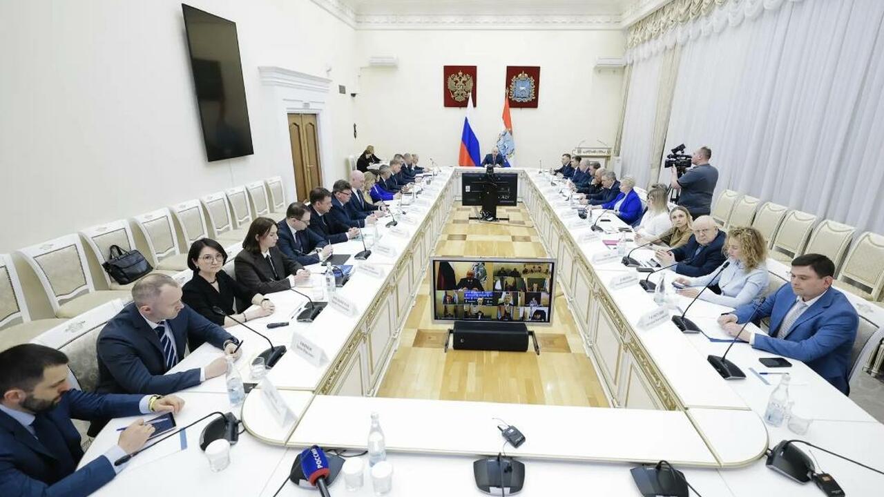 Сегодня, 7 апреля, губернатор Вячеслав Федорище...