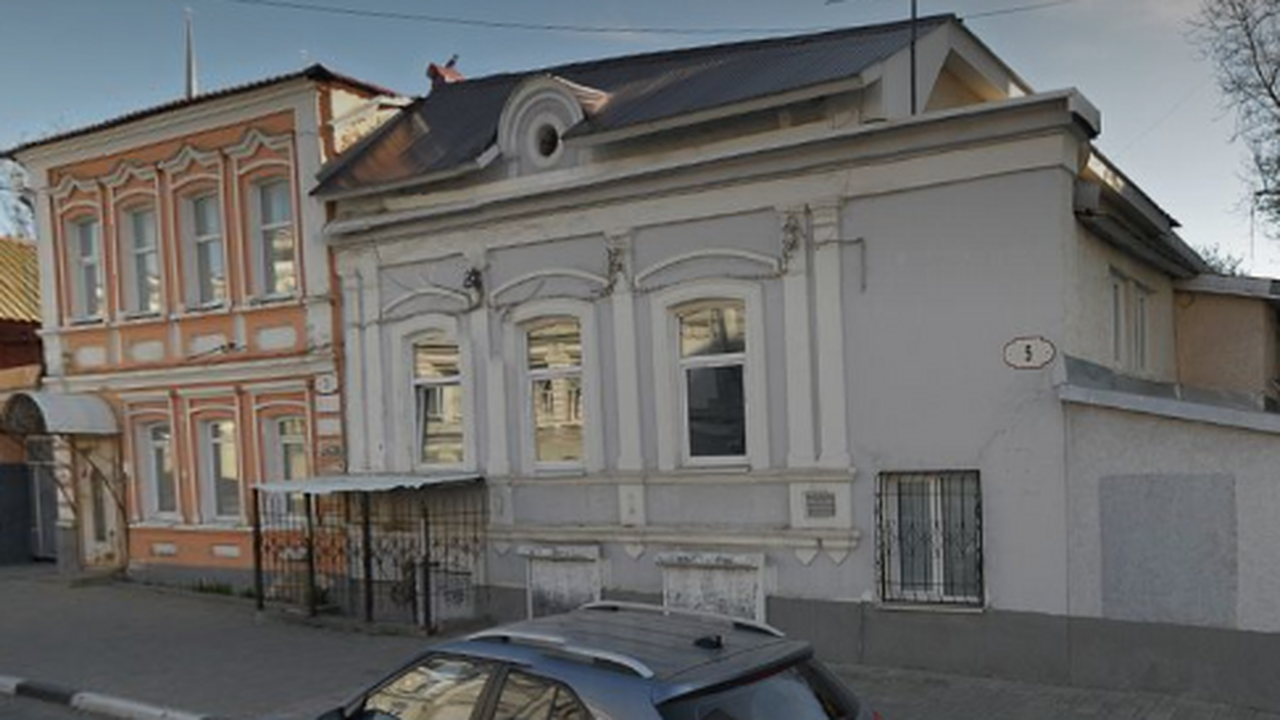 В Самаре прокуратура добилась ремонта крыш в домах Дмитриевского и фон Древиц Суд признал справедливыми исковые требования на...
