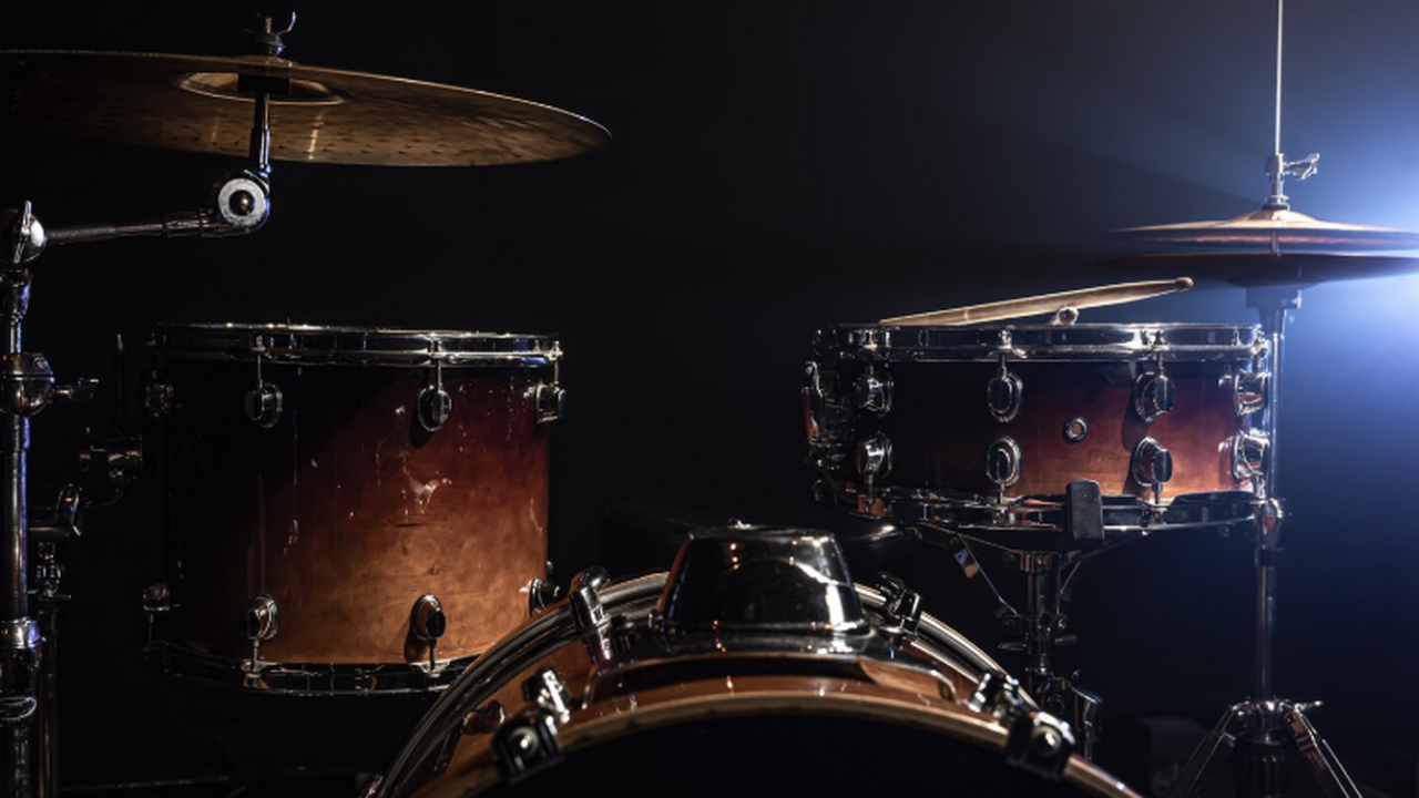 В Самаре зрители не могут вернуть деньги за сорванный концерт Олега Майами После отмены концерта Олега Майами в Самаре мно...