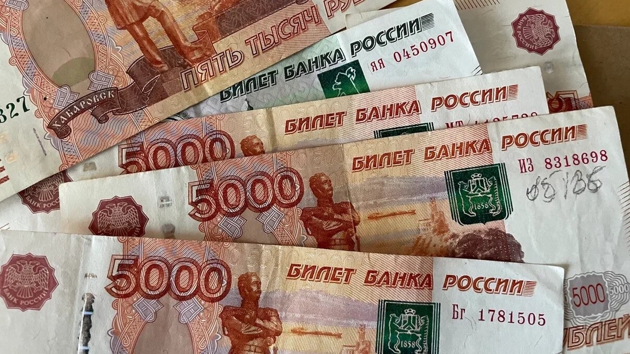 Опрос показал, что жители Самары ожидают МРОТ с...