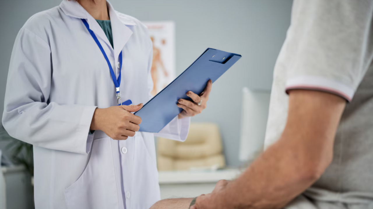 Минздрав подготовил новые правила выдачи медицинских справок и заключений Минздрав предложил проект нового порядка выдачи...