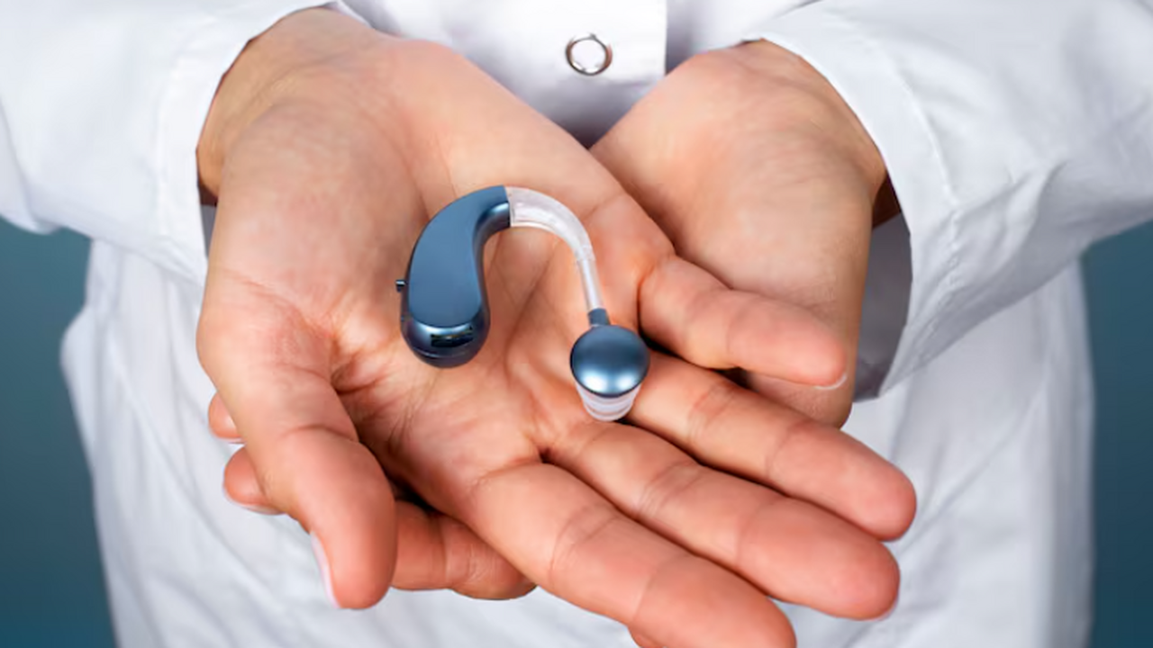 Российские ученые создали слуховые имплантаты с...