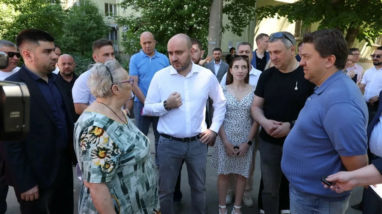 Иван Носков рассказал об итогах объезда Самары с губернатором 23 мая В центре внимания были дорожные работы, трамвай...