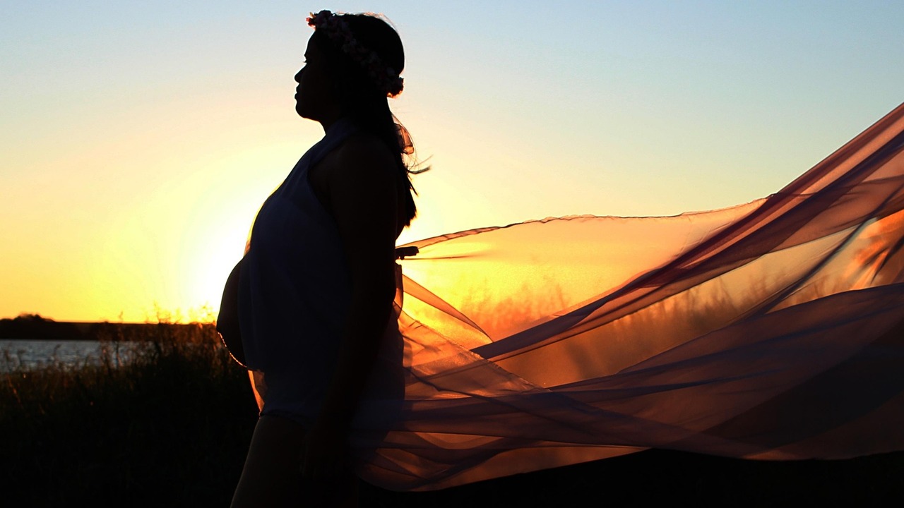 Синод РПЦ утвердил разработку молебна "о вразумлении" женщин от аборта Датой молебна планируется установить 11 января