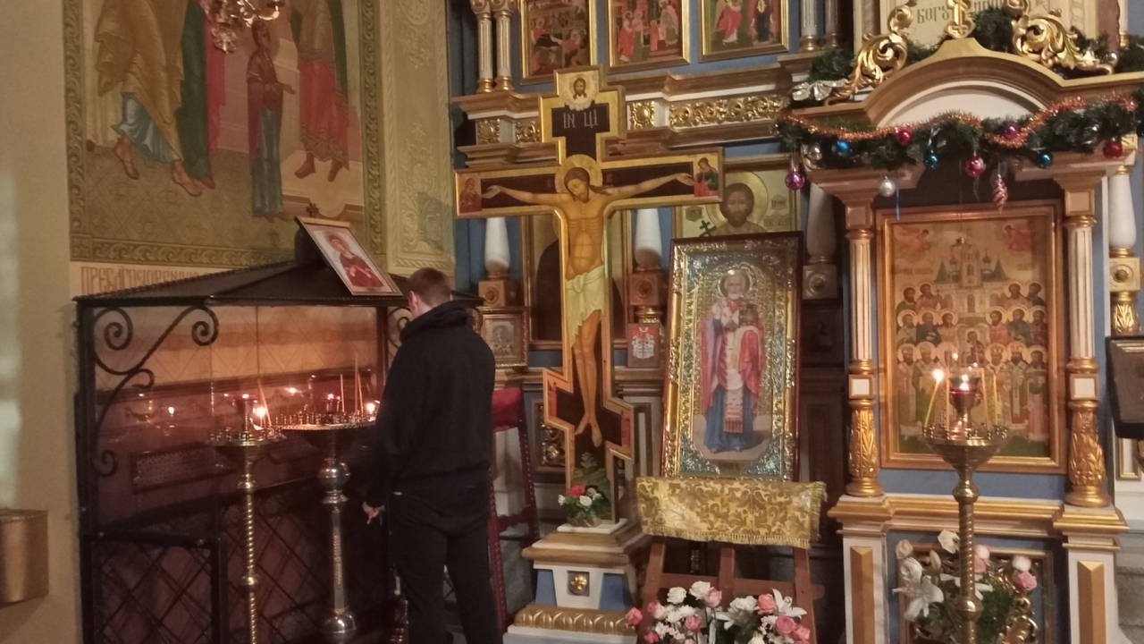 В подкасте «Кофе с батюшкой» священник Александ...