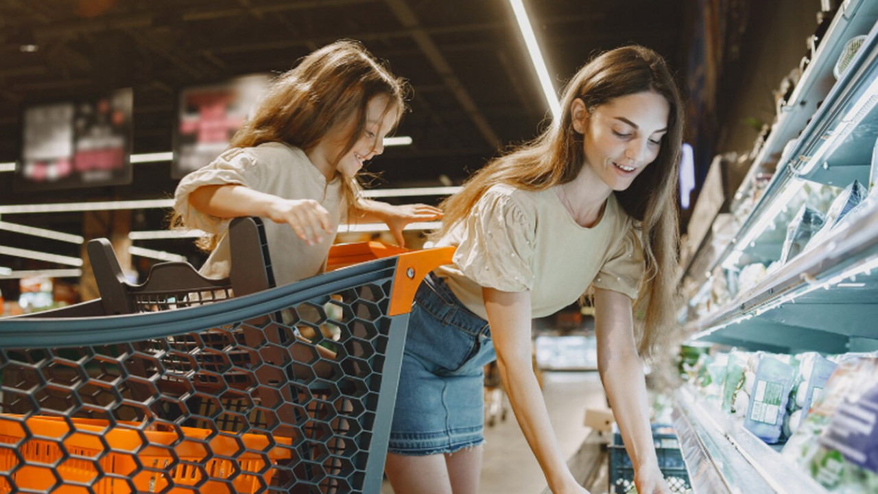 Курица и мороженая рыба стали продуктами с самы...