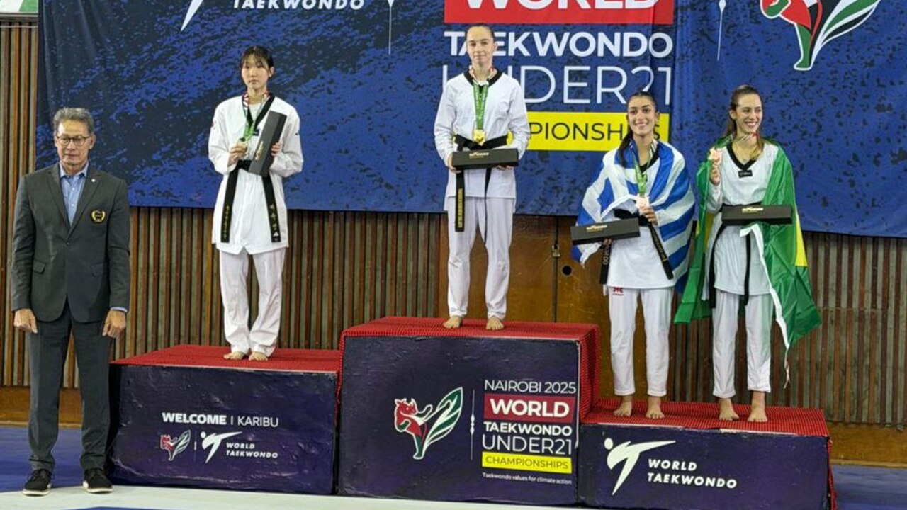 Две самарчанки завоевали медали молодежного ЧМ по тхэквондо в Найроби Алиса Ангелова победила в категории до 46 килог...