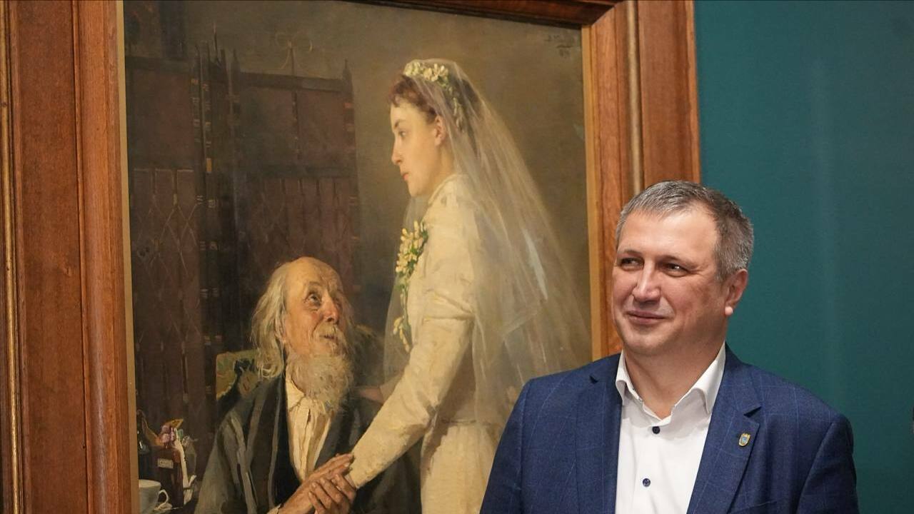 Открытие выставки прошло с участием главы Самар...