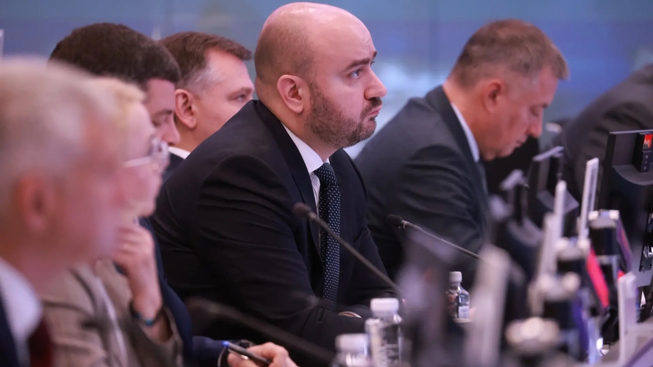 Его провел заместитель Председателя Правительст...