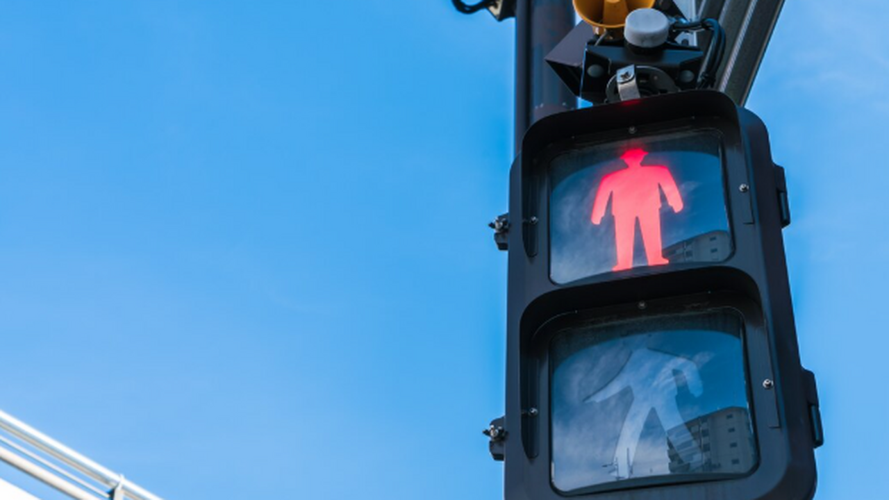 «Штрафуем сразу за отсутствие огнетушителя»: как правильно отвечать инспектору ГИБДД С 1 сентября 2023 года в ПДД больше нет нормы, ...